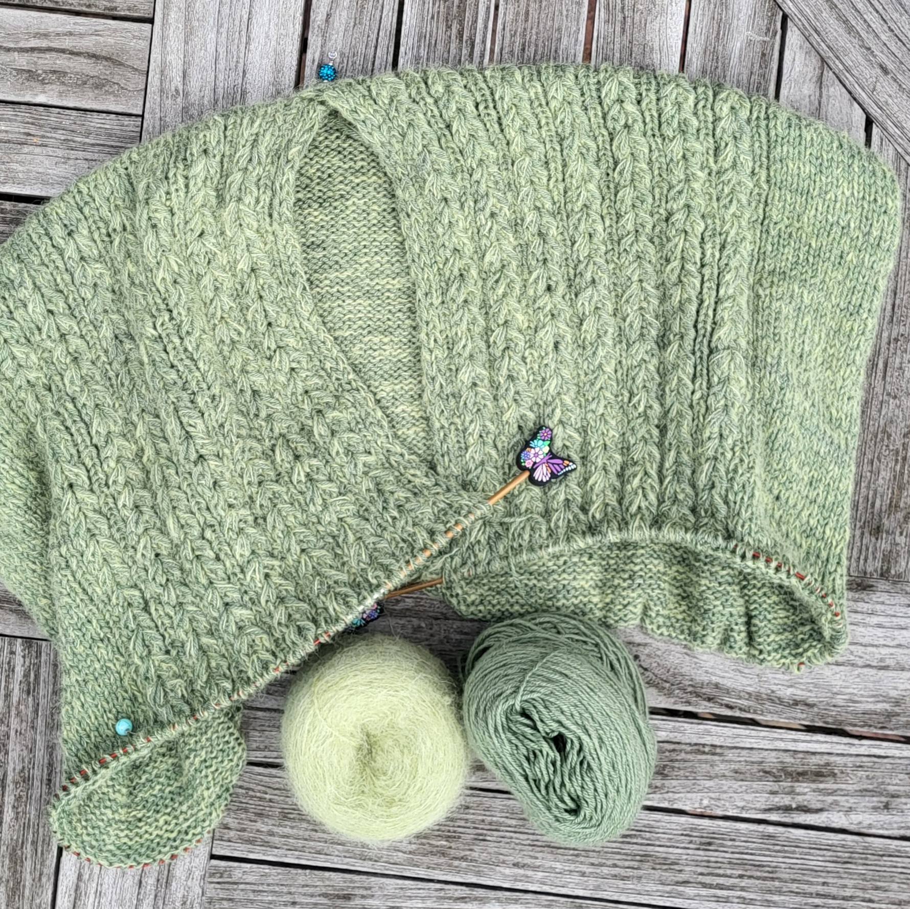 Rosalin-Jacken-Set in grünem Heidekraut – Bild 4