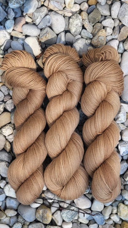 Das Sonnenzauber-Mariechen - Walnüsschen -Set 300g/1200m Ll