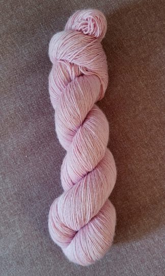 Die feine Flora - helles Rosenblatt